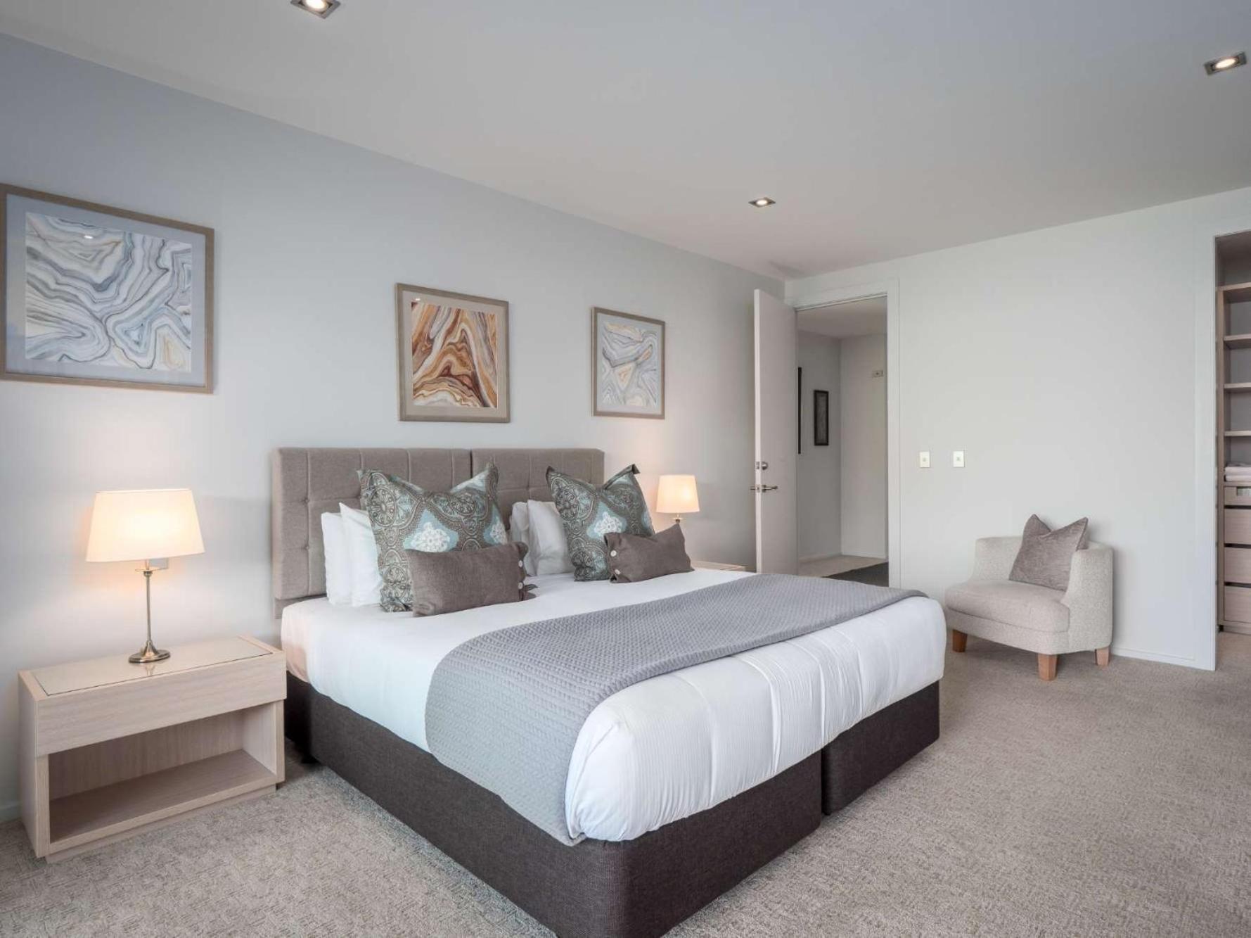Papillon, A Relax It'S Done Luxury Holiday Home 皇后镇 外观 照片
