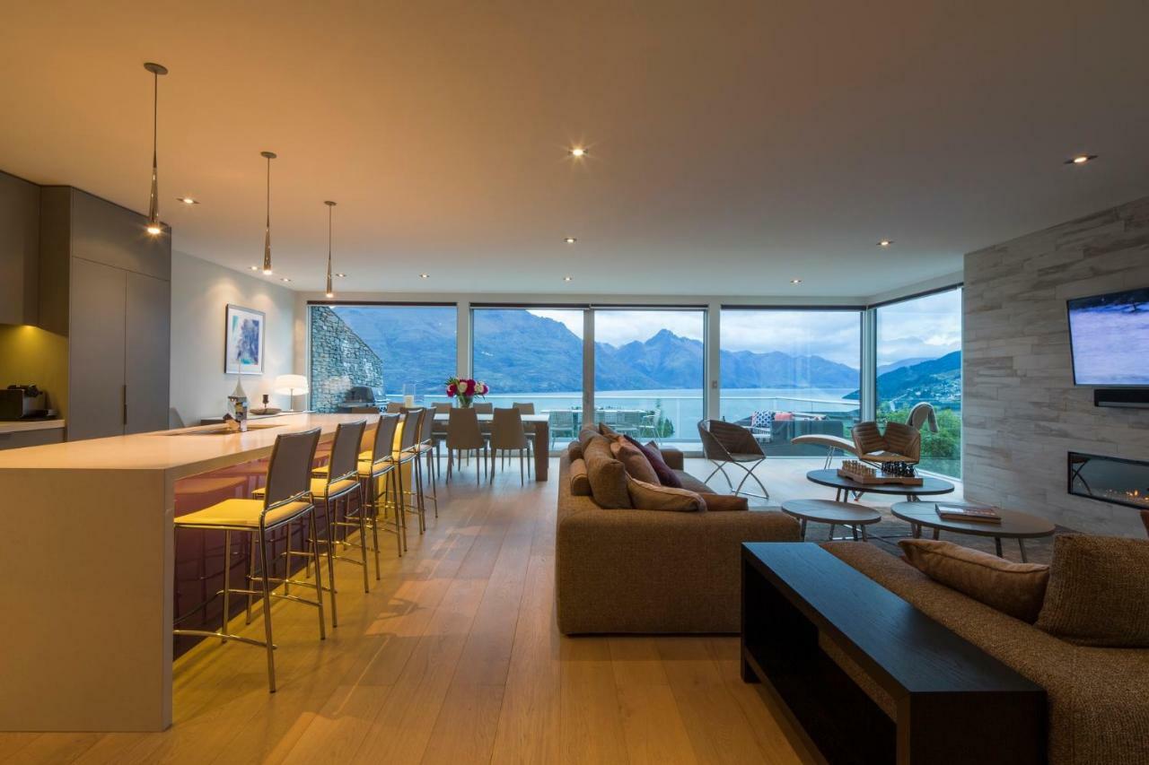Papillon, A Relax It'S Done Luxury Holiday Home 皇后镇 外观 照片
