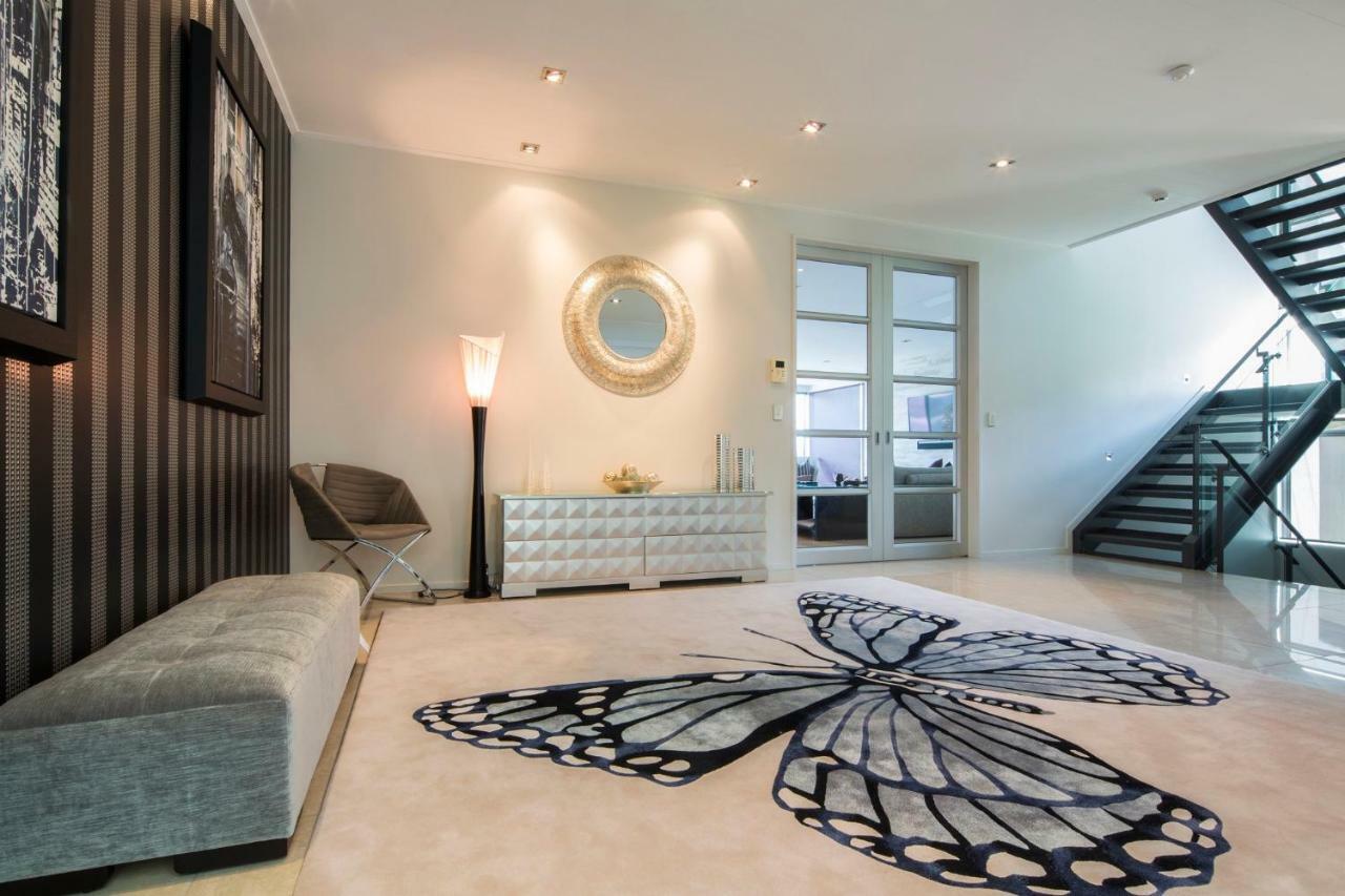 Papillon, A Relax It'S Done Luxury Holiday Home 皇后镇 外观 照片